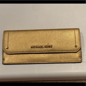 Michael Kors Hayes Flat Leather Wallet, Gold